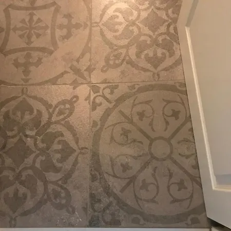 Apartamento Mit 3 Schlafzimmer *