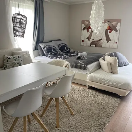 Apartamento Mit 3 Schlafzimmer *